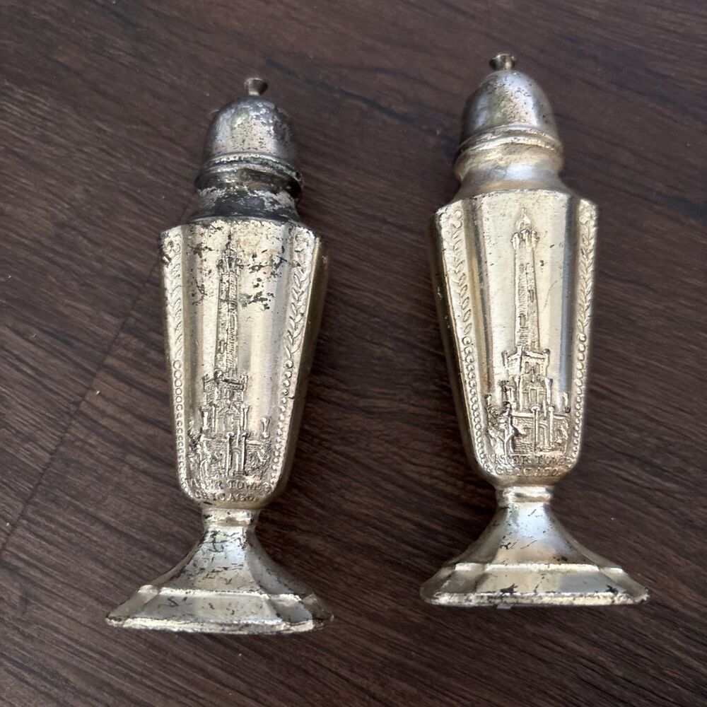 Vintage W.B. Mfg Co. Weidlich Bros Silver Shaker Chicago Water Tower Set MCM